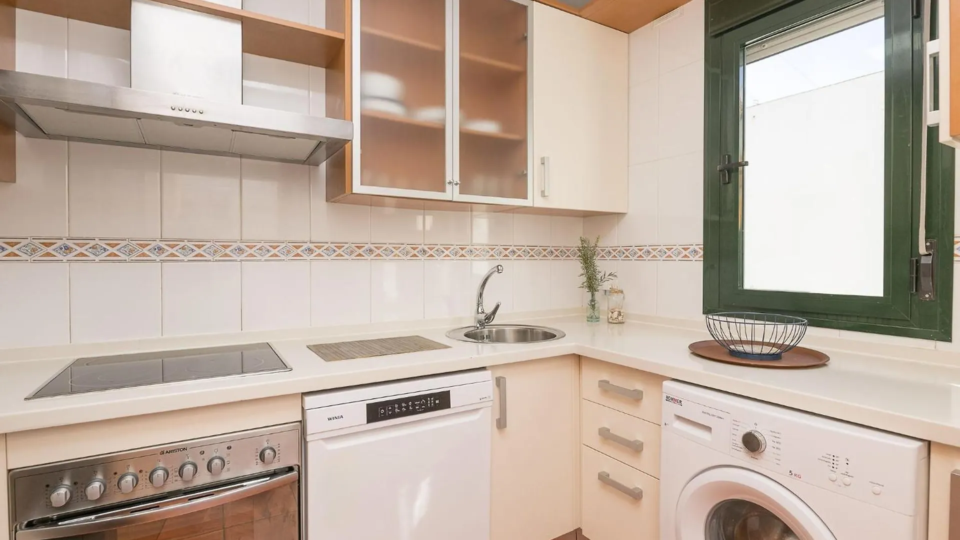Marina Place - Apartment With Free Wifi Novo Sancti Petri Holiday home