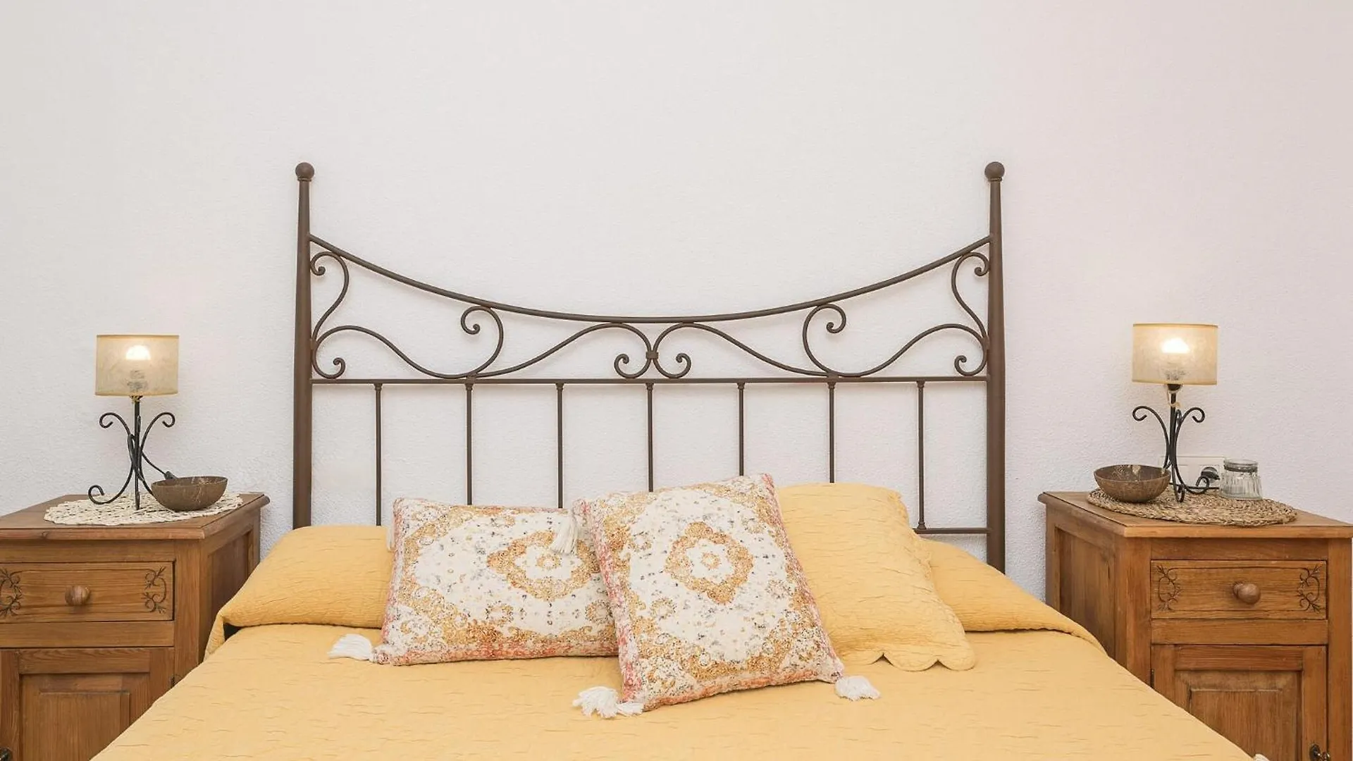 Marina Place - Apartment With Free Wifi Novo Sancti Petri