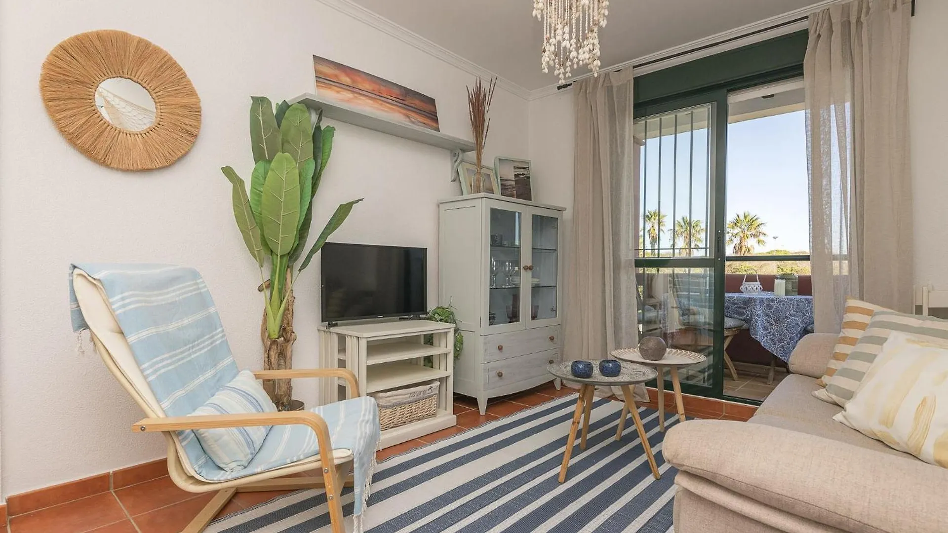 Marina Place - Apartment With Free Wifi Novo Sancti Petri Spain